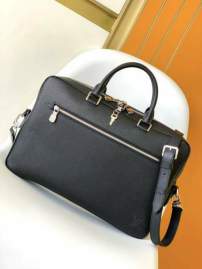 Picture of Louis Vuitton Mens Bags _SKUfw144003003fw